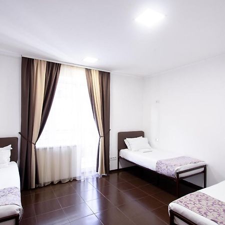 Hotel One Oeman Buitenkant foto